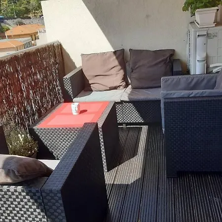 Appartement Magnan, Superbe F2 Dernier Etage, Terrasse